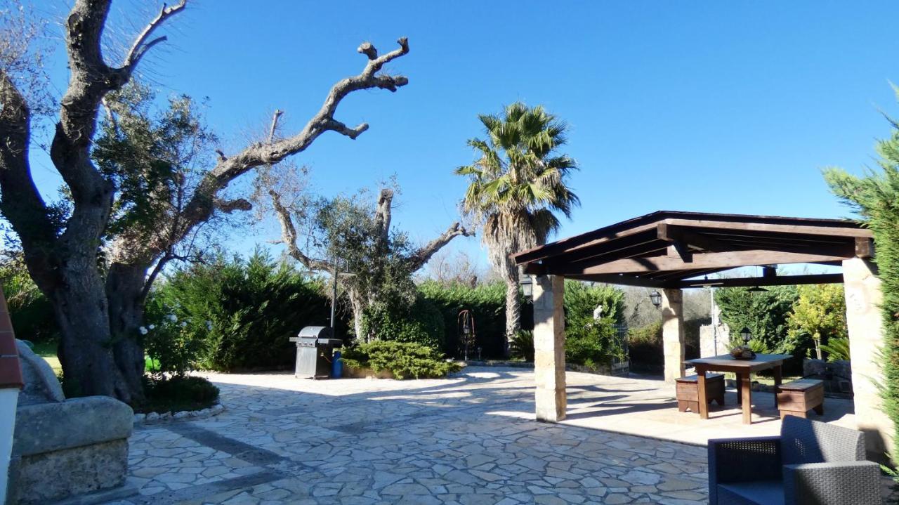 Villa Piana - Con Piscina E Giardino Privato Nel Salento تريكاس المظهر الخارجي الصورة