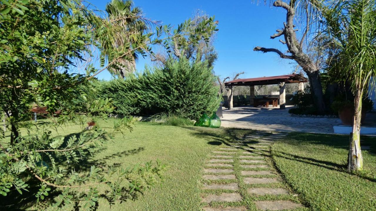 Villa Piana - Con Piscina E Giardino Privato Nel Salento تريكاس المظهر الخارجي الصورة